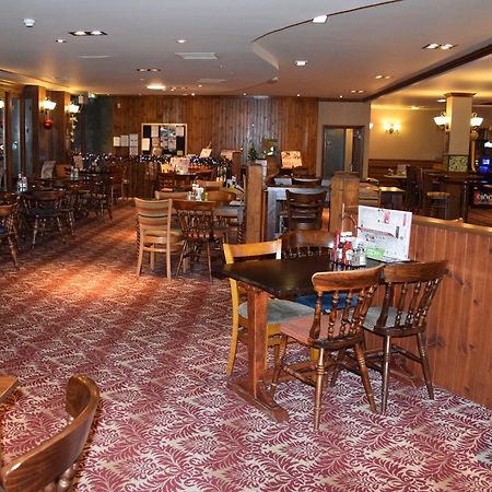The Golden Acorn Wetherspoon Hotel Glenrothes Exterior foto