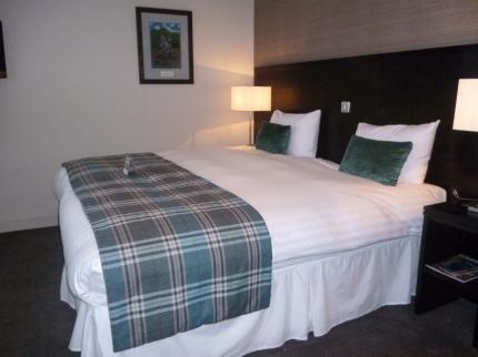 The Golden Acorn Wetherspoon Hotel Glenrothes Exterior foto